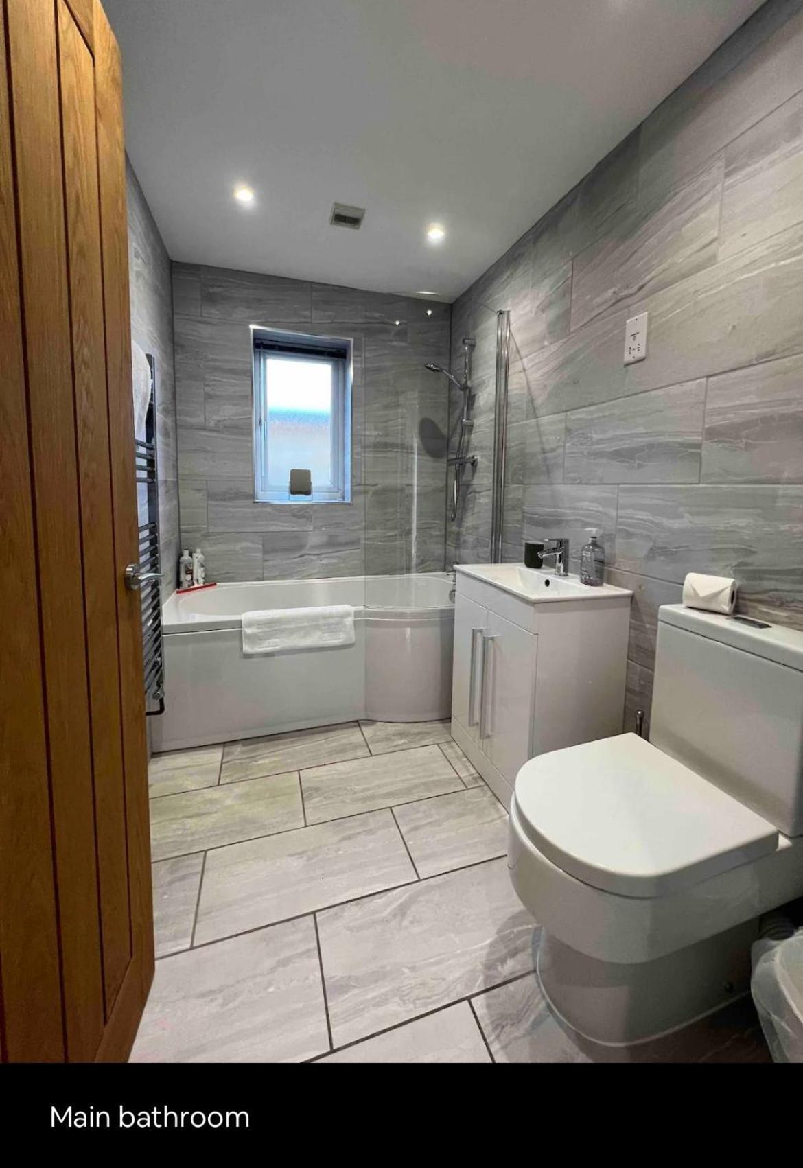 Green 3 Bed Bungalow With En-Suite And Parking Felton  Εξωτερικό φωτογραφία